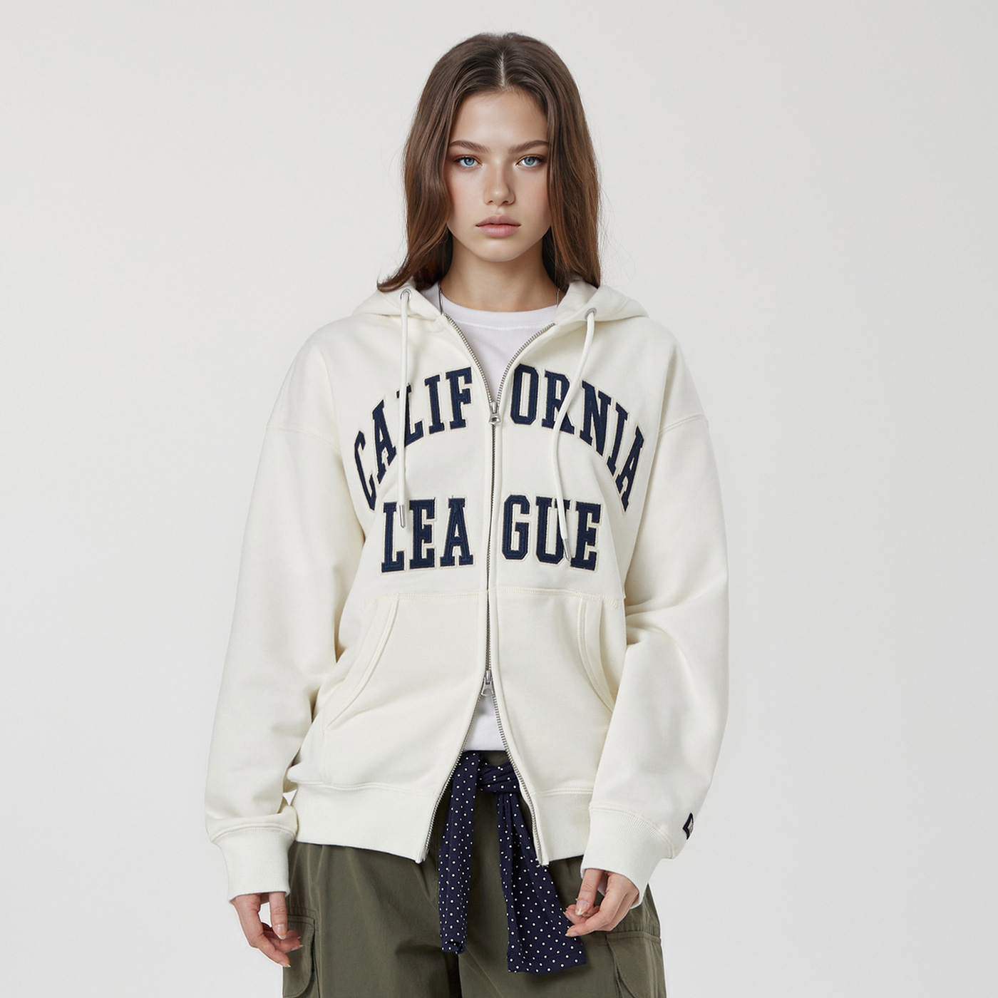 편하게 입기 좋은 후드 집업, 후아유 시그니처 패치 버전 소개