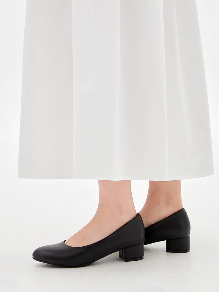 일상 속 편안함과 세련됨을 동시에! 베이직 쿠션 라운드토 펌프스 추천