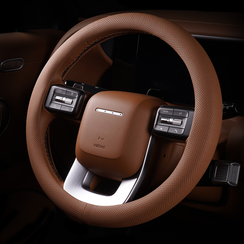 운전할 때 더 편하고 안전하게! 디올뉴 팰리세이드 LX3 타공 핸들커버 추천