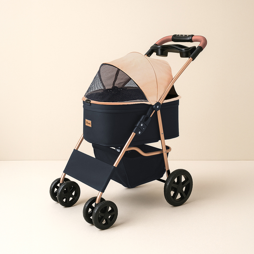 가볍고 접이식인 반려동물 유모차로 산책이 더 즐거워져요!