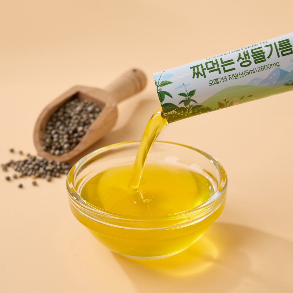 가볍고 간편하게 즐기는 국내산 들깨기름, 휴대용 짜먹는 스틱으로 더 건강하게!