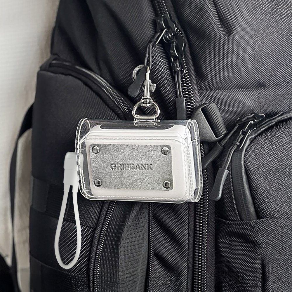 작고 가벼운 보조배터리로 언제 어디서든 충전 걱정 끝!