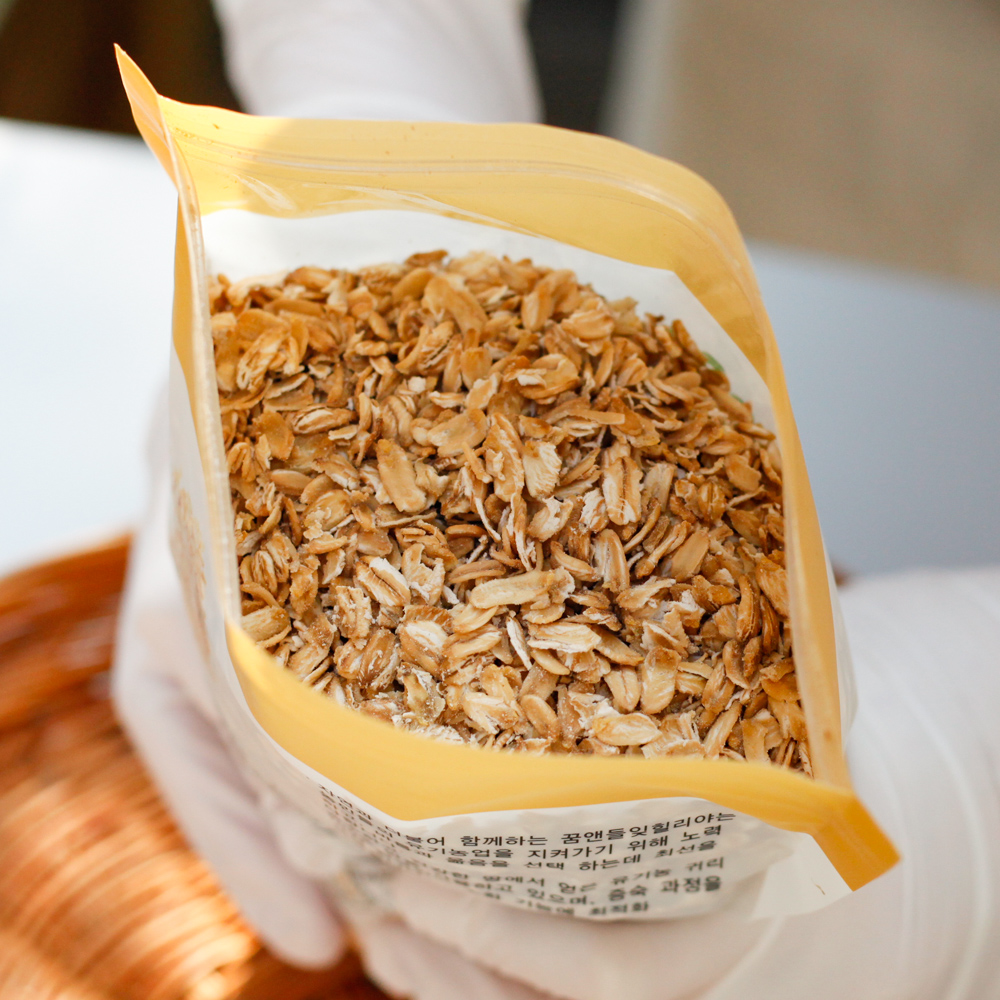 집에서 간편하게 즐기는 유기농 통 귀리, 건강한 아침을 시작하세요!