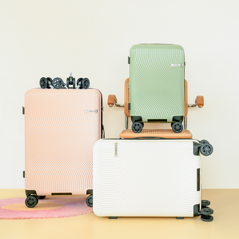 여행 준비 끝! 튼튼하고 실용적인 대형 캐리어 추천