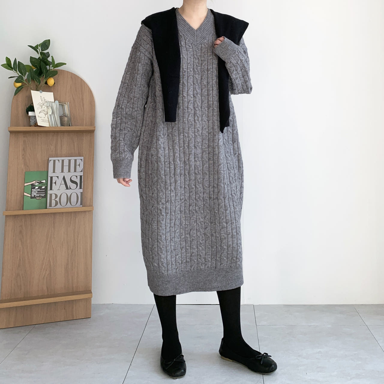 편안하고 스타일리시한 꽈배기 니트 원피스, 이렇게 입어보세요!