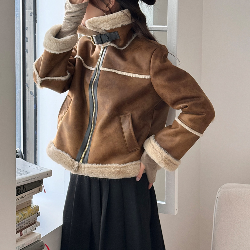 겨울철 따뜻하고 멋스럽게! 여성용 무스탕 레더 자켓 추천