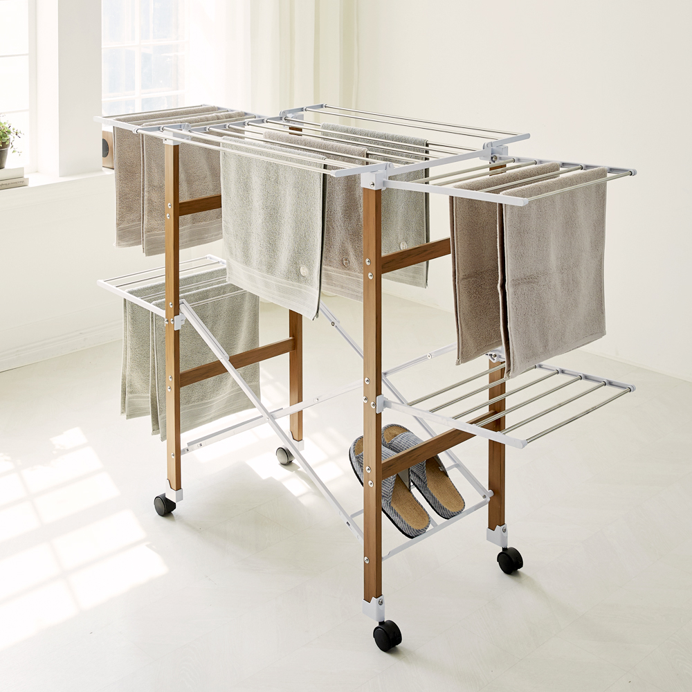 튼튼하고 넉넉한 크기의 접이식 빨래 건조대, 집에서도 쉽게 사용하세요!