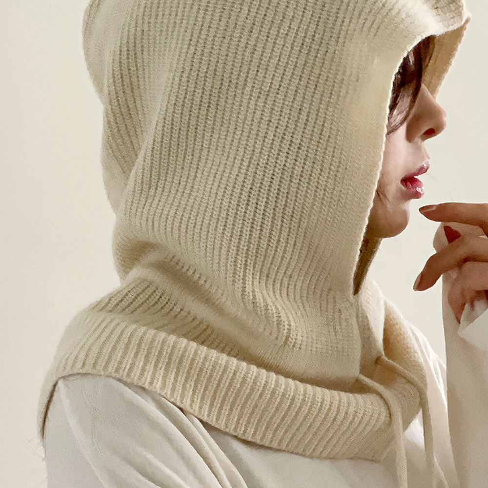 포근하고 따뜻하게, 겨울철 필수 아이템 캐시미어 니트 바라클라바 추천