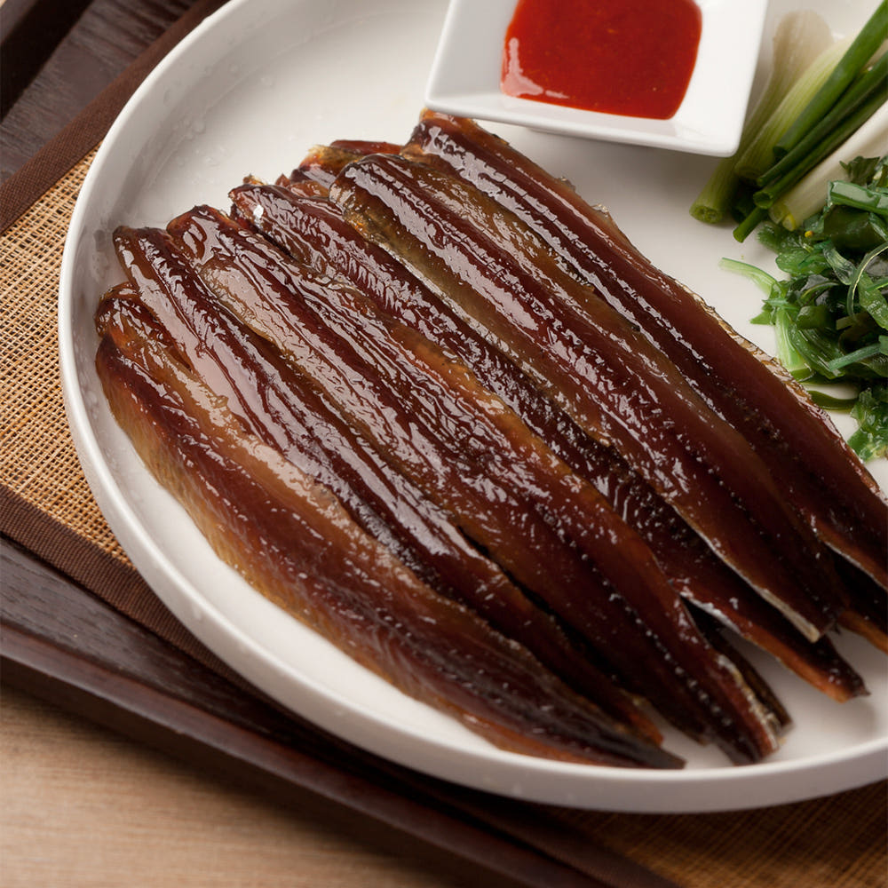 포항 구룡포에서 맛보는 과메기 손질, 20마리로 푸짐하게 즐기기