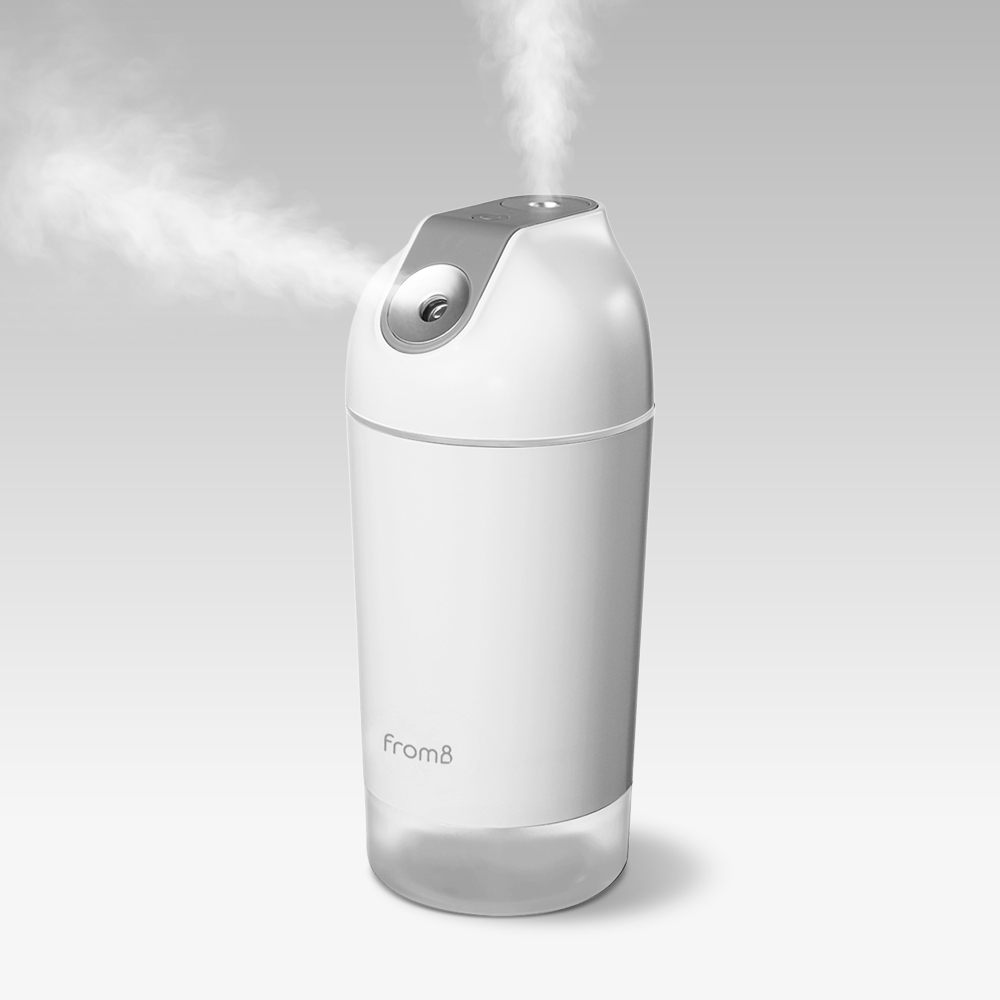작고 가벼운 미니 가습기, 사무실이나 집에서 간편하게 사용해보세요!