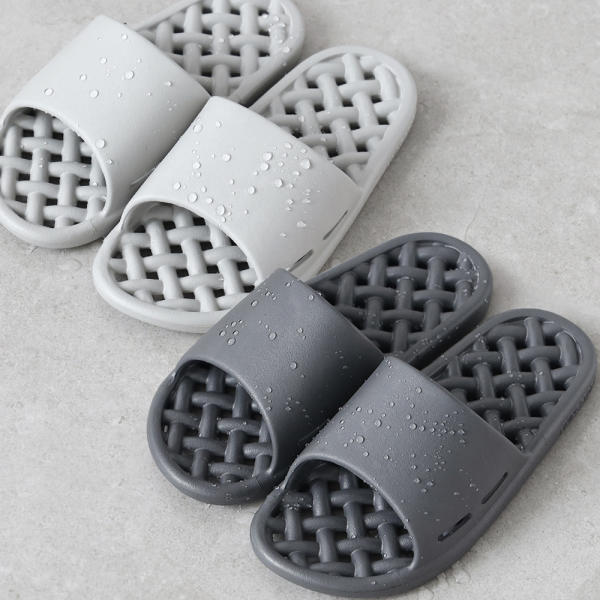 편하게 신고하는 국산 빅사이즈 욕실화, 미끄럼 걱정 끝!