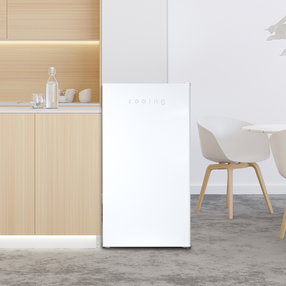작고 깜찍한 냉장고로 공간 활용을 더 쉽고 편하게!