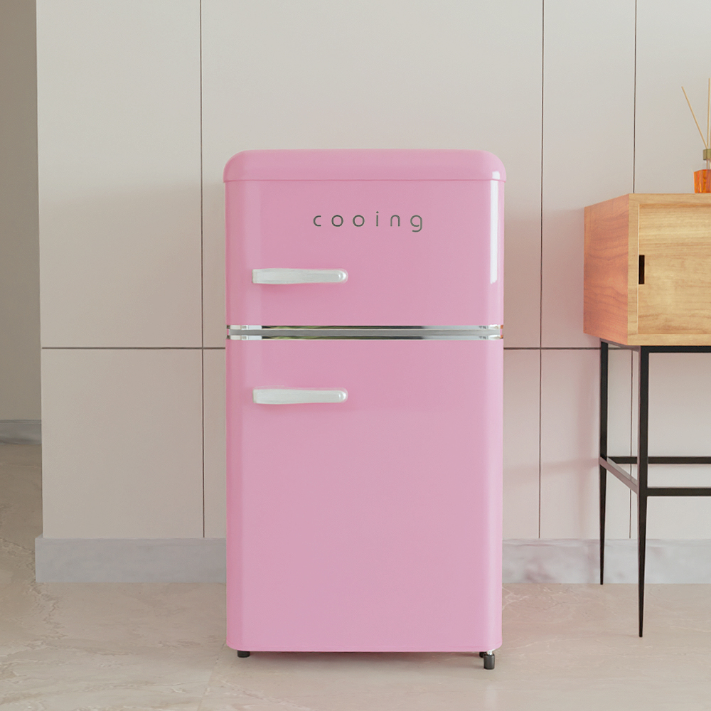 작고 귀여운 레트로 냉장고, 집이나 사무실 어디든 딱 좋아요!