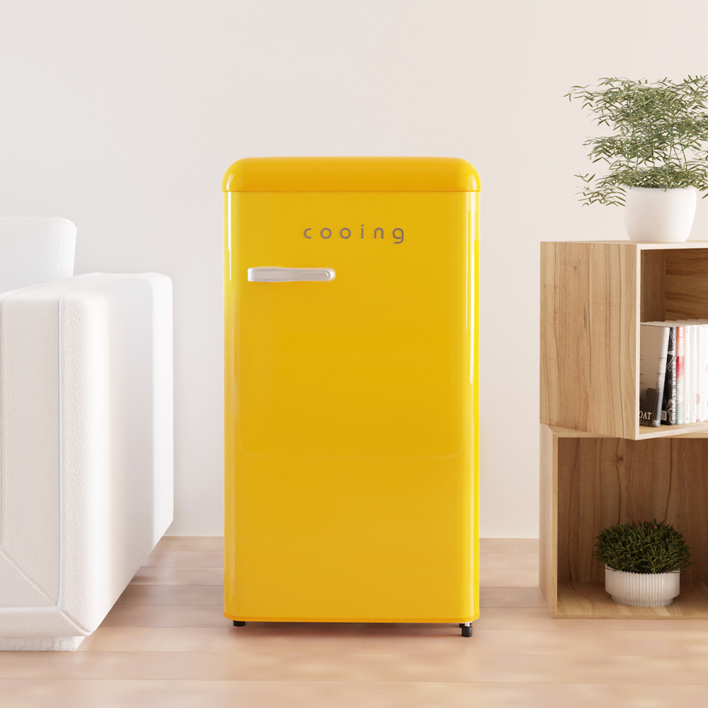 작고 귀여운 레트로 냉장고, 집이나 사무실 어디든 딱 좋아요!