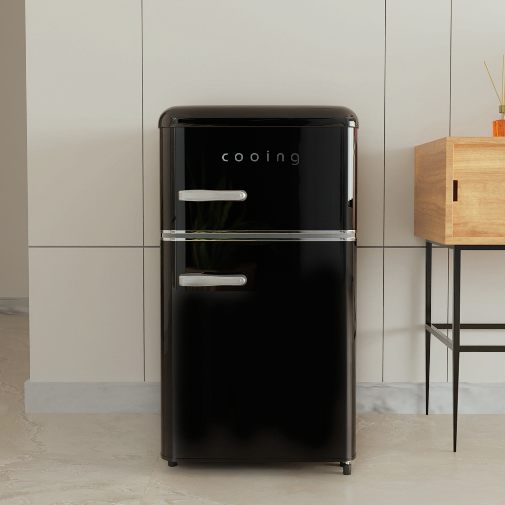 작고 귀여운 미니 냉장고, 집이나 사무실에 딱 좋아요!