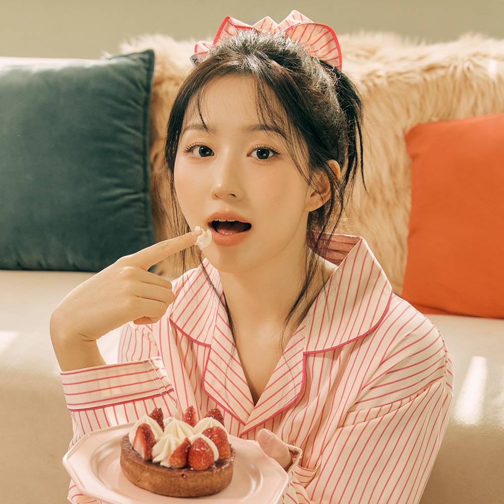 편안한 밤을 위한 실크 감촉 잠옷 세트, 함께 입어요!