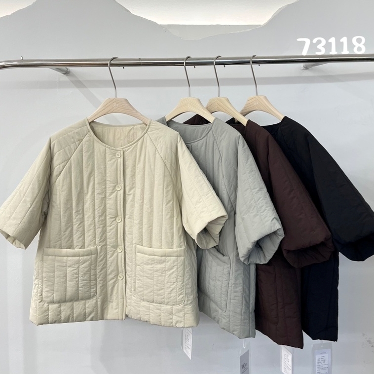 가볍고 따뜻한 반팔 패딩, 여성용 루즈핏 누빔 점퍼 추천!