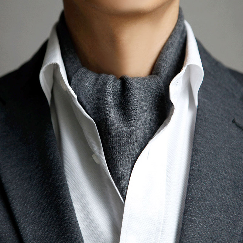 남성 여성 모두 스타일 살리는 캐시미어 목도리, 어떤 옷에도 잘 어울려요!