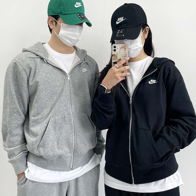 편하게 입기 좋은 나이키 후드 집업과 티셔츠 추천