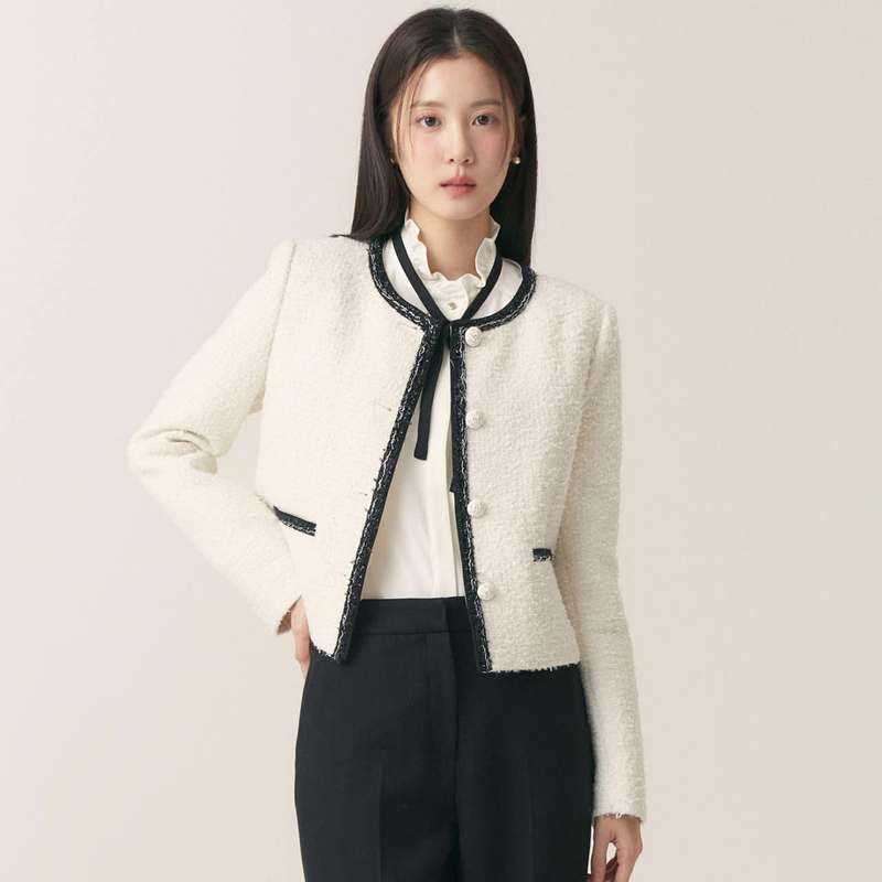 편안하게 입기 좋은 배색 트위드 자켓, 로엠 제품 추천해요!