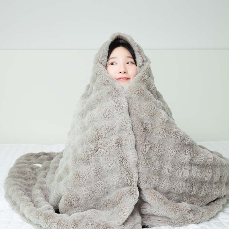 집에서도 캠핑에서도 딱! 따뜻하고 포근한 전기 담요 추천