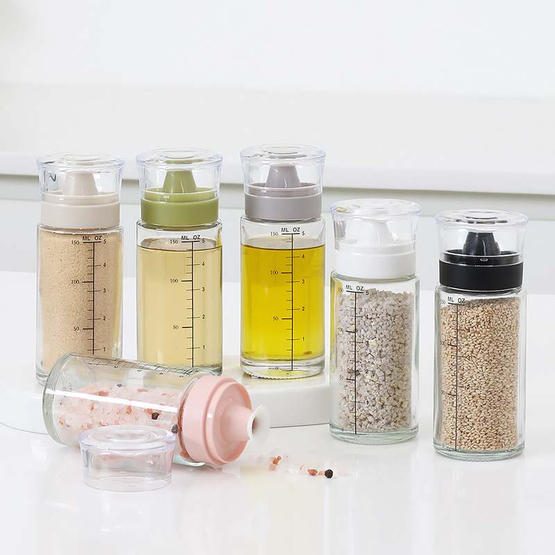 가볍고 깔끔하게! 밀폐 오일병과 조미료통 세트로 주방 정리 끝내기