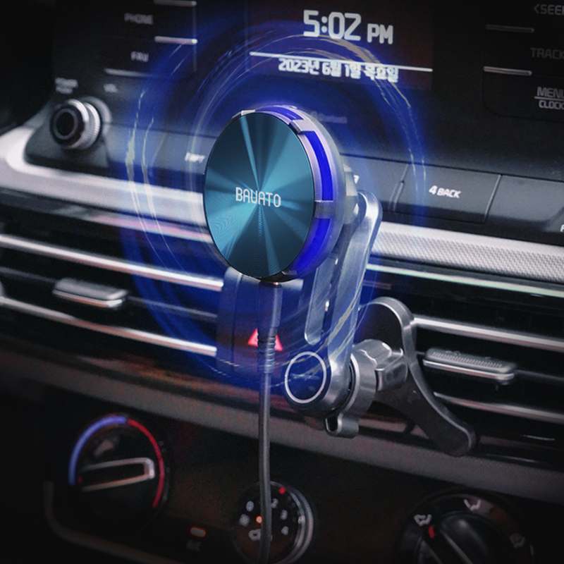 차량에서 편리하게 사용하는 맥세이프 무선 충전 거치대 추천