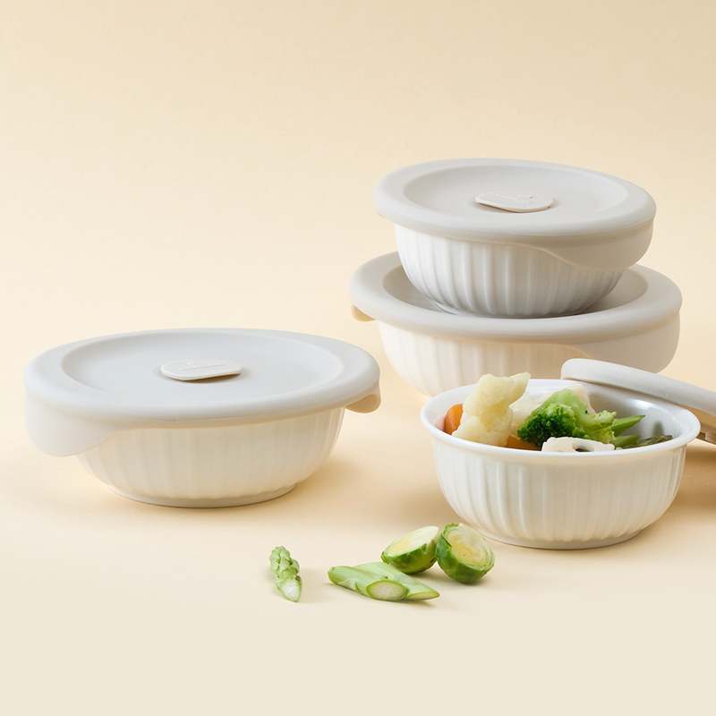 일상에서 딱 맞는 도자기 밥그릇, 아이보리 컬러로 깔끔하게!