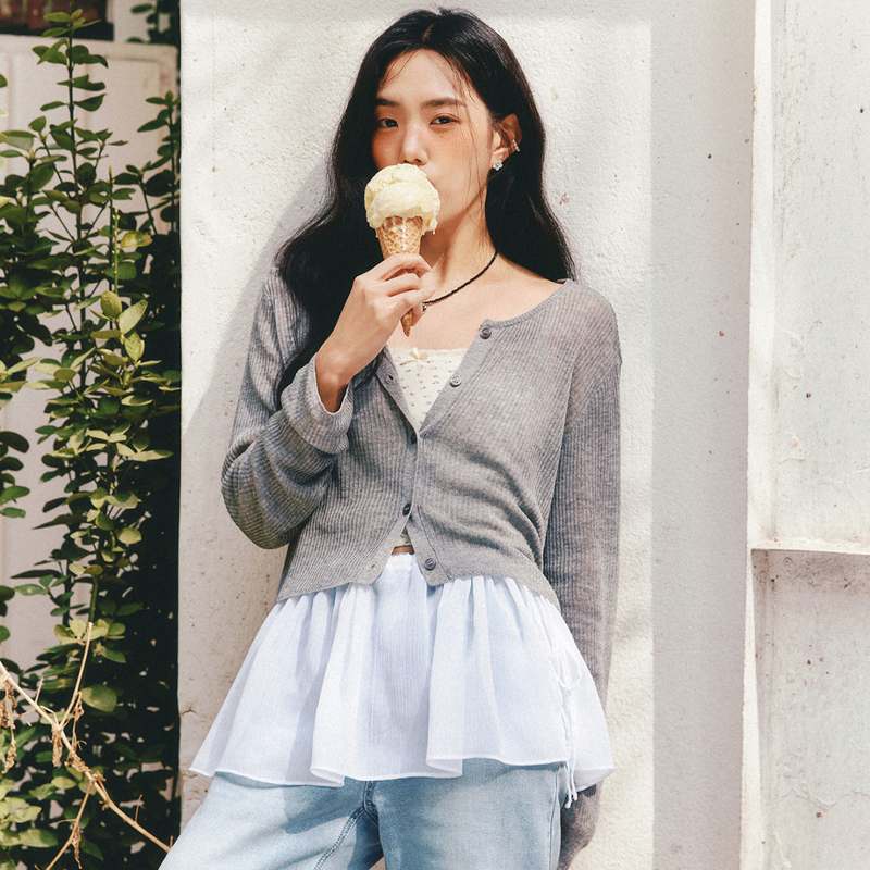 편하게 입기 좋은 긴팔 가디건, 오늘 한번 입어보세요!