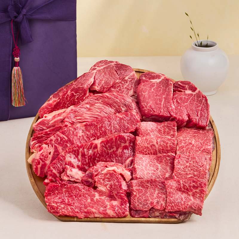 가족과 함께 즐기는 최고의 한우 선물세트, 지금 바로 만나보세요!