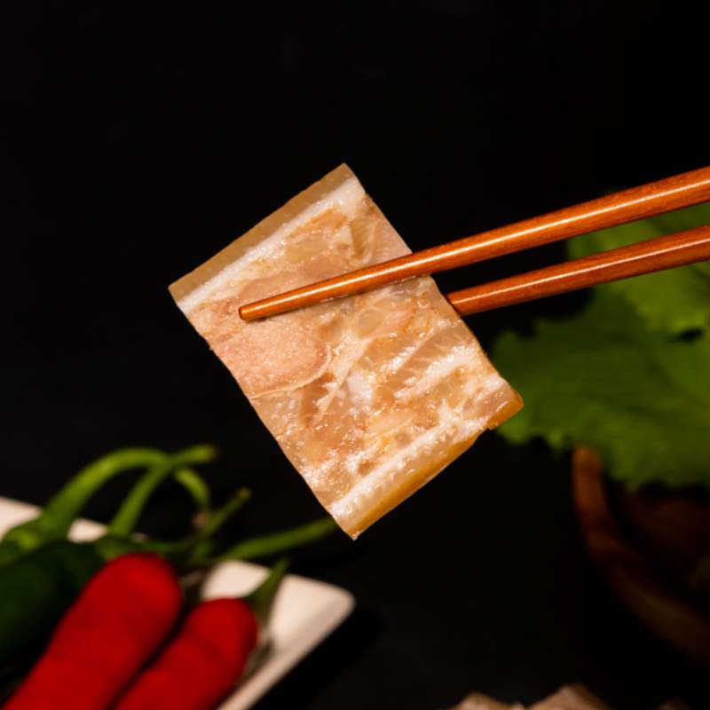 집에서 간편하게 즐기는 삼형제고기 편육과 머리 고기, 맛있게 먹는 방법