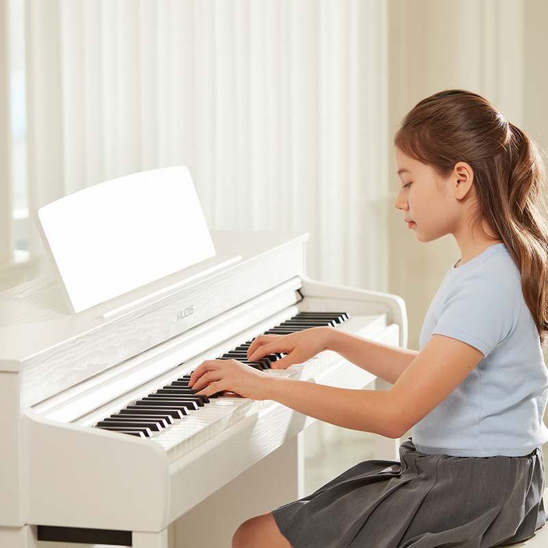 일상에서 만나는 디지털 피아노, MQ-500으로 연습해보세요!