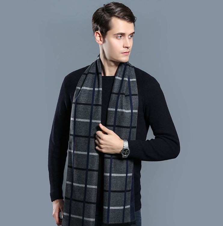 남성용 캐시미어와 울 소재 목도리, 따뜻하게 선물하기 좋은 아이템