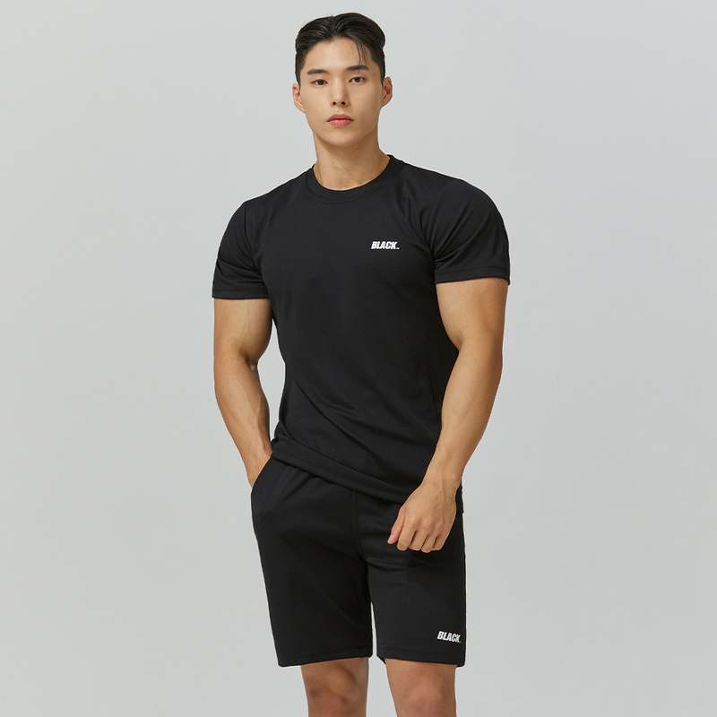 남성 운동복 추천! 편하고 멋지게 입는 트레이닝 세트 소개