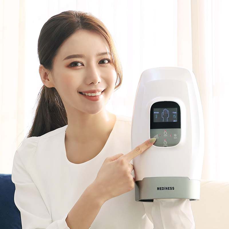 손과 손목이 편안해지는 따뜻한 마사지기, 한번 써보세요!
