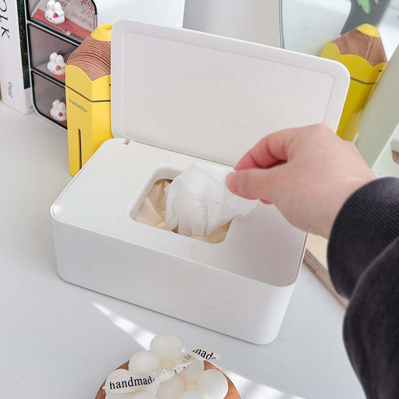 작은 크기에 실용성까지 챙긴 물티슈 케이스 추천