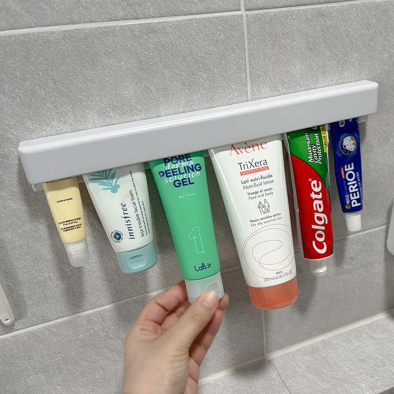 쉽고 깔끔하게 치약 정리하는 방법, 튜브 거치대 추천!