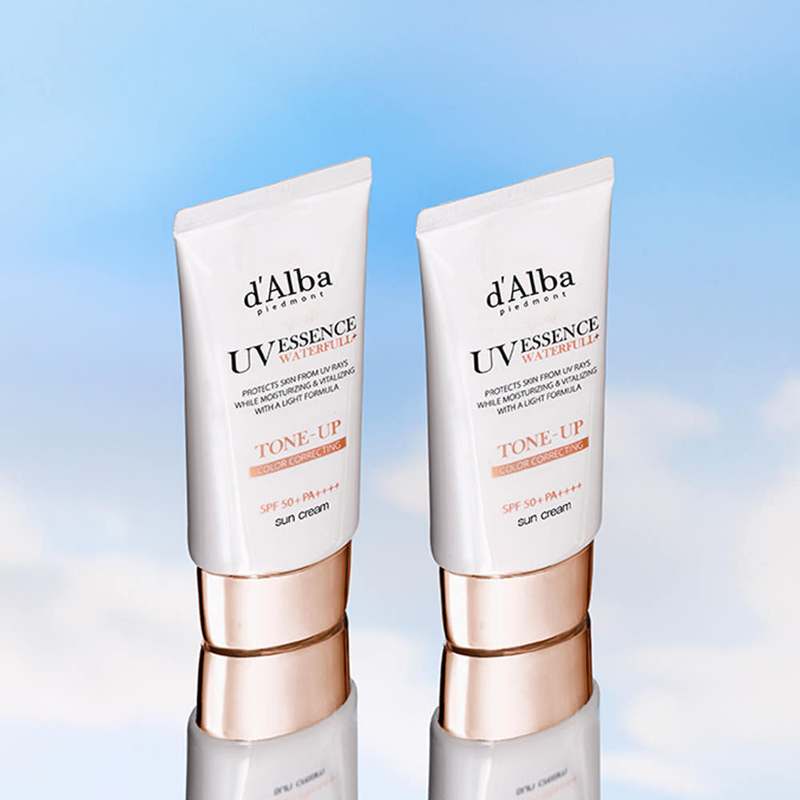 일상에서 자연스럽게 사용하는 달바 비건 워터풀 핑크 톤업 선크림 추천!