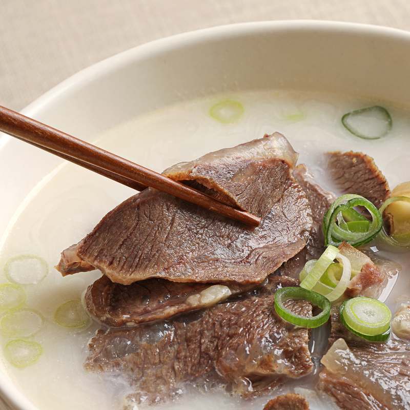 집에서 즐기는 진한 한우 소머리 곰탕, 몸보신으로 딱 좋아요!