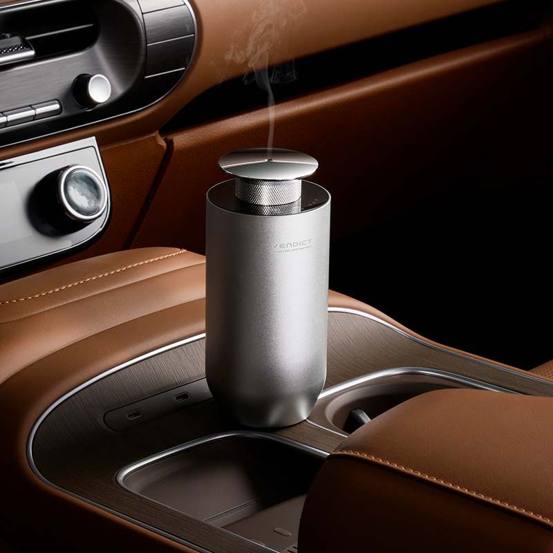 새 차 선물로 딱! 고급 차량용 디퓨저로 분위기 업