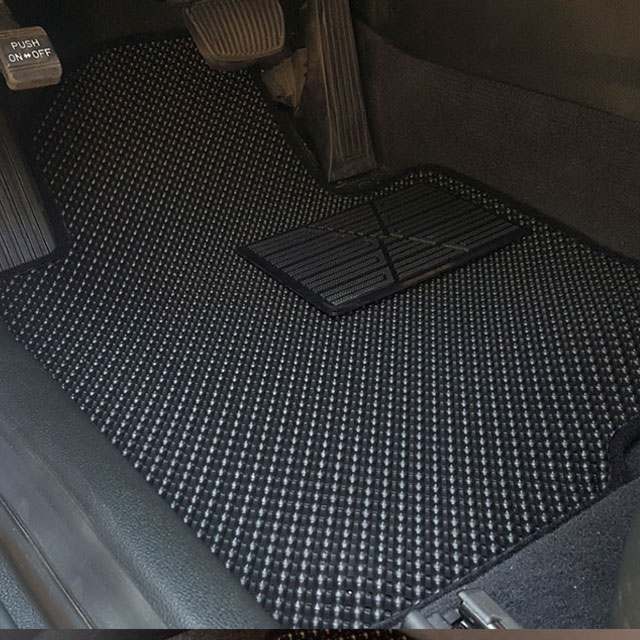 차량 내부를 깔끔하게 유지하는 가온 벌집 이중 카매트 추천!