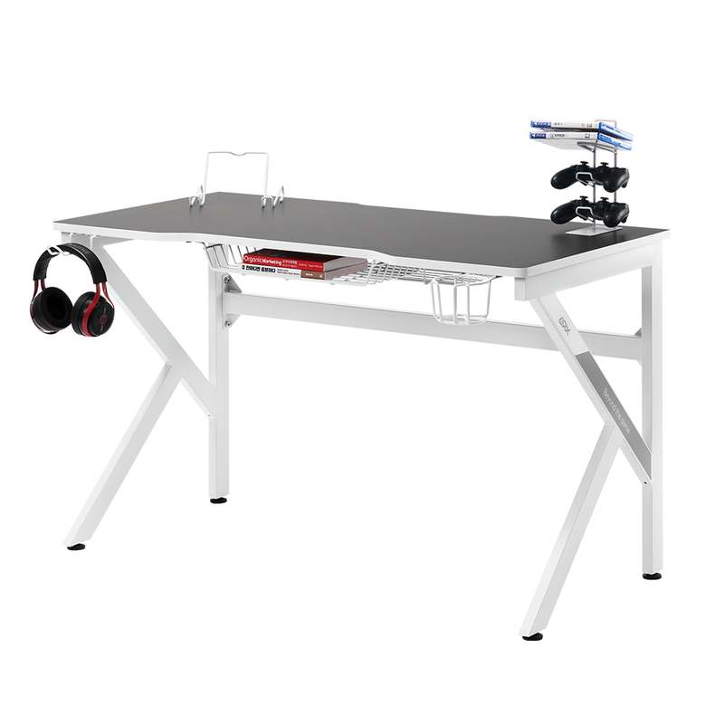 혼자 쓰기 딱 좋은 게이밍 책상, 깔끔한 화이트 컬러로 선택하세요!