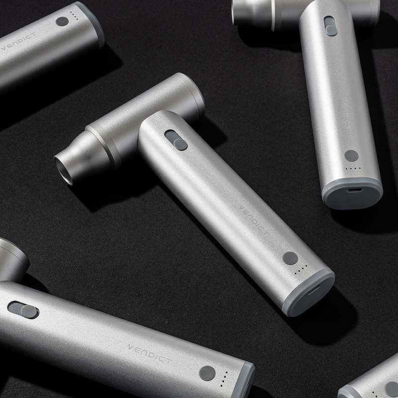 가볍고 강력한 무선 에어건으로 집안 곳곳을 깔끔하게!