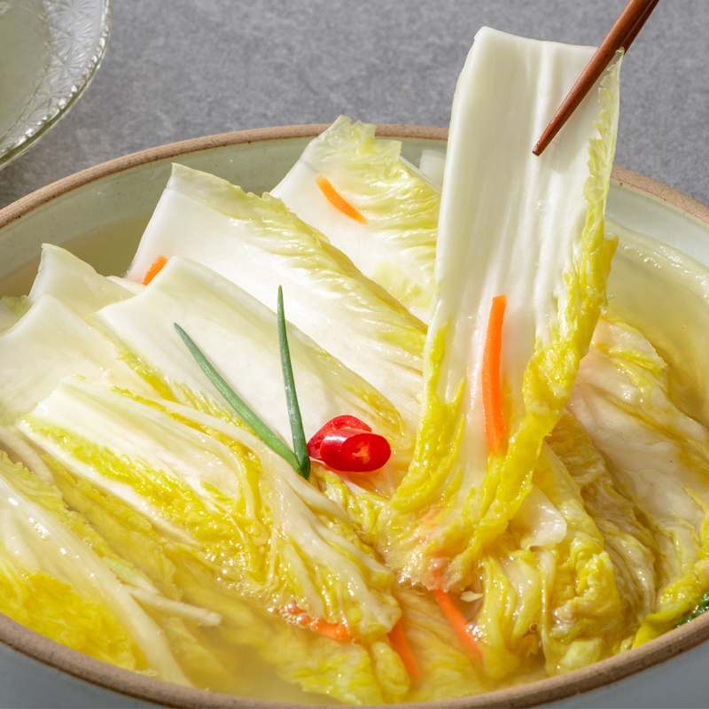 오래된 전통이 깃든 시원한 물 백김치, 집에서 즐기기 딱 좋아요!