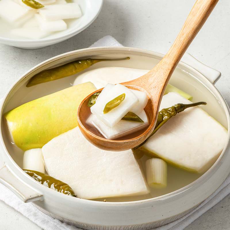 집에서 맛보는 50년 전통의 국내산 무 동치미, 이렇게 만들어보세요!