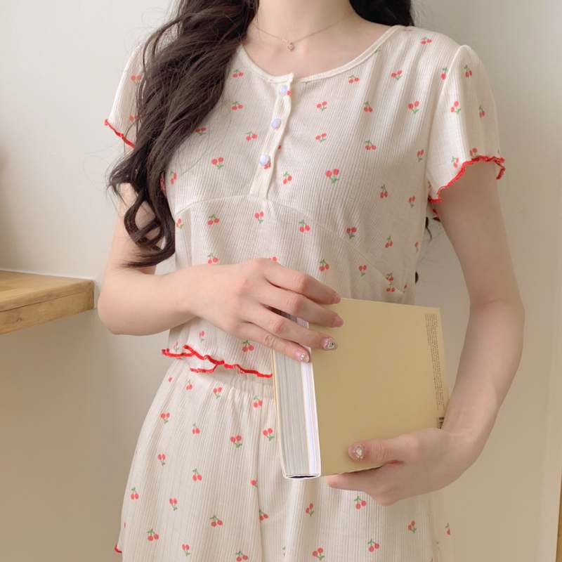 여름철에 딱! 편안하고 귀여운 잠옷 세트 추천