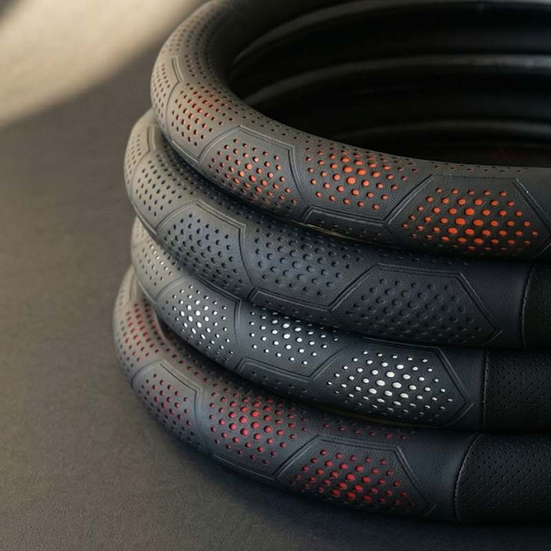 운전할 때 더 편하고 안전하게! 핸들커버 추천하는 이유