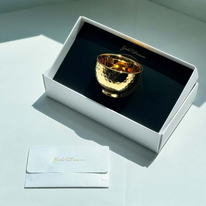 전통적인 황금술잔으로 특별한 기념일을 더욱 빛내보세요!