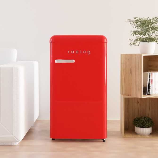 작은 공간에 딱 맞는 레트로 스타일 미니 냉장고, 쿠잉 REF-S92 소개