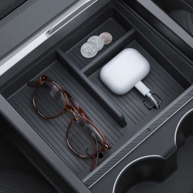 테슬라 모델Y와 모델3에 딱 맞는 센터 콘솔 수납함, 어떤 게 좋을까?